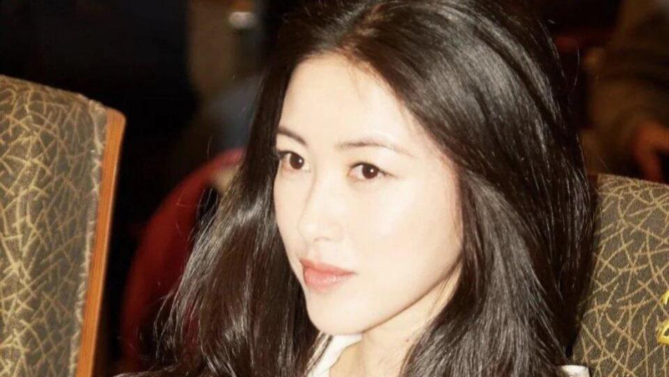 减脂 看到她这张脸，我才知道什么叫“风情万种”