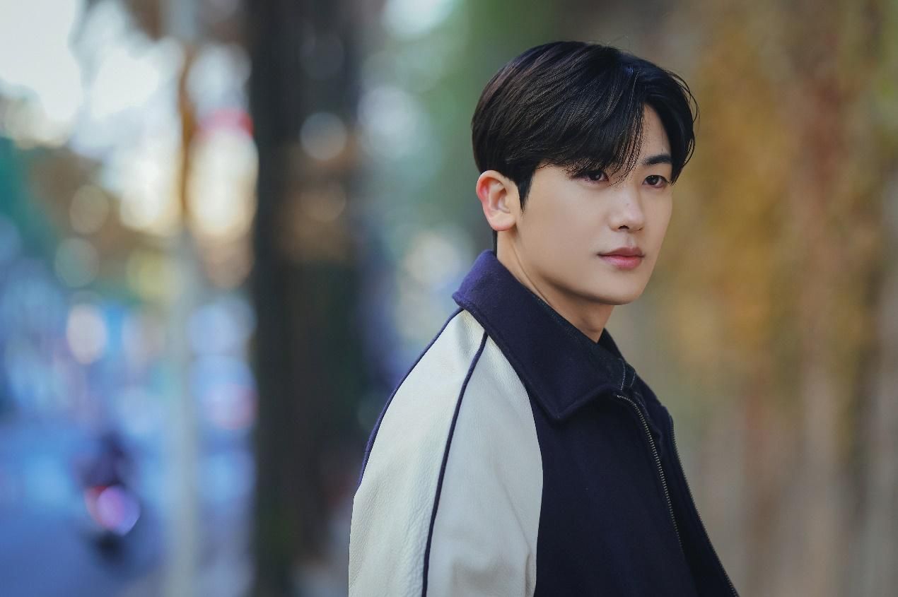 无间道|朴信惠的产后复出作公开!携手朴炯植主演韩剧《医生低谷》