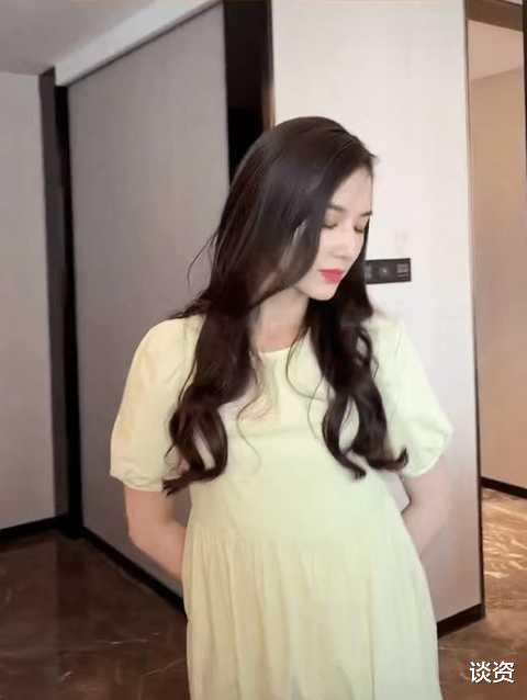 宋妍霏|黄圣依晒跳舞视频,扎双马尾少女感满满,穿短裙破3胎传闻