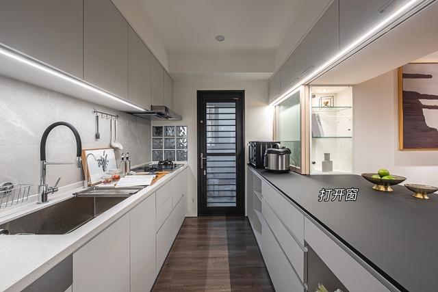 大地色系才是装修的新风向标，看看这家的设计，经典不易过时！