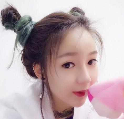 钻戒|“50万钻戒”卖出白菜价?带货网红一本正经地“演戏”,该管管了