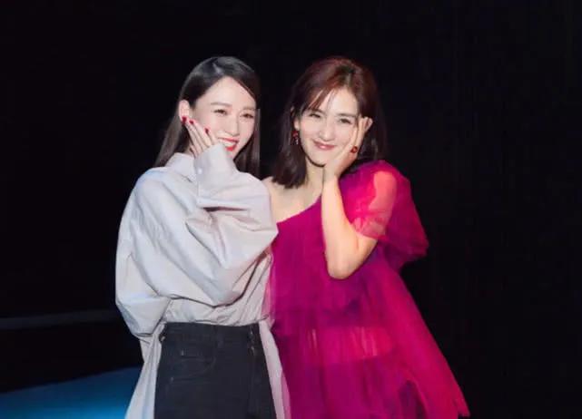 黄奕|陈乔恩携老公捧场谢娜话剧,相约应采儿黄奕,娜姐人缘依然超好