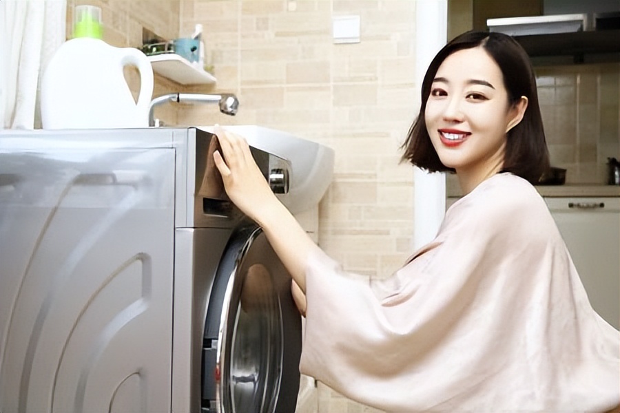 5个“代表富裕”的家居物件,没有2个以上,说明你“拖后腿”了