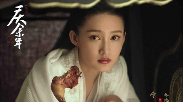 李沁|李沁，你真不适合“甜妹”