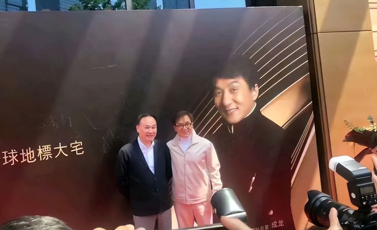 成龙|抄袭、失踪、起诉、破产、一夜成名,圈内这几天真热闹