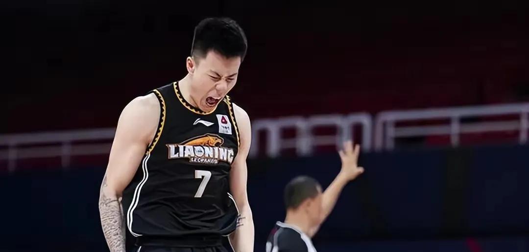 辽宁男篮|艾伦续约获辽局重视！李洪庆解惑：镇麟继续为辽篮效力，诗岩回归