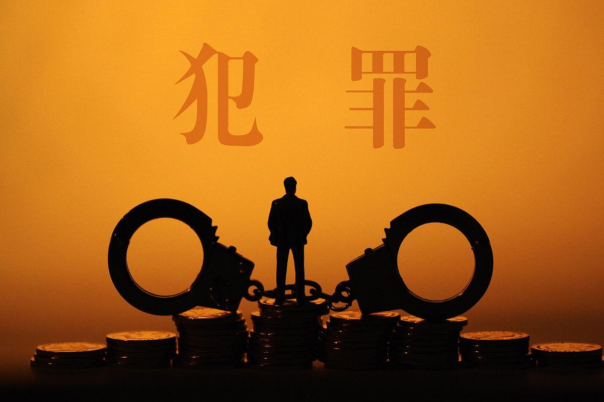 06年伤人,10年列网逃,22年抓获刑拘检察院不批捕,还能坐牢么?