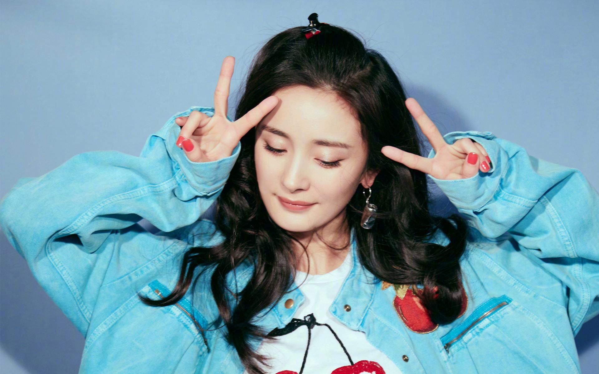 杨幂|网传杨幂要离开嘉行,前助理和造型师发文,疑似透露出要走的信号