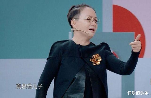 张艺谋|得了便宜还卖乖?李保田儿子在自家别墅院子“醉舞”,网友:酸了