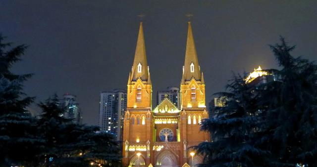 上海市|上海有个天主教堂，哥特式建筑，耗时6年，砖木混合式参建而成