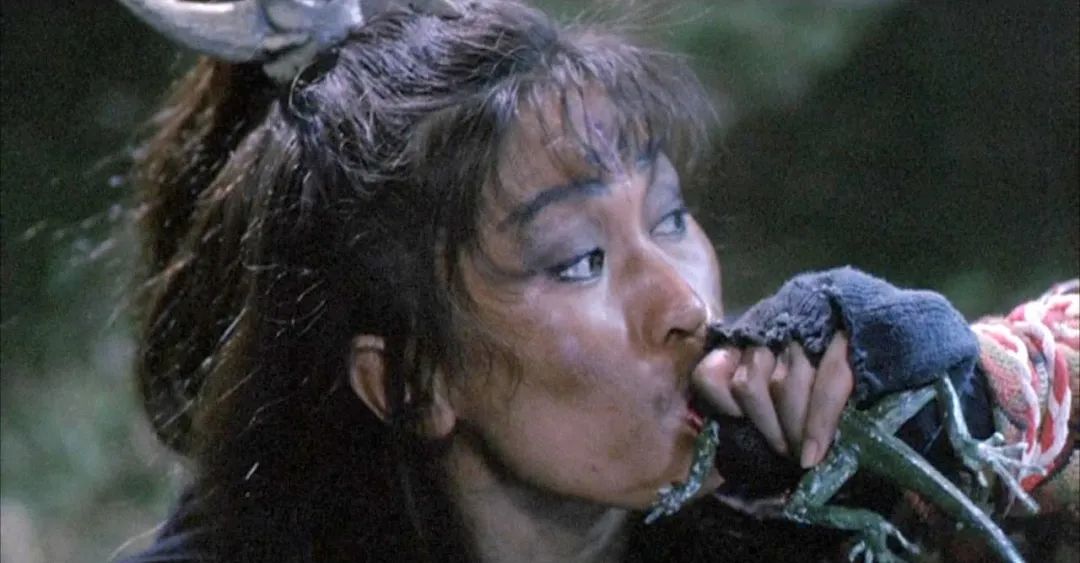 王小凤|港片两大鬼后王小凤王玉环，既能演艳鬼，又能演法师，扮鬼捉鬼样样行