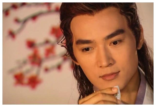 左小青|7对突然离婚的中年夫妻，娱乐圈模范夫妻的狗血生活