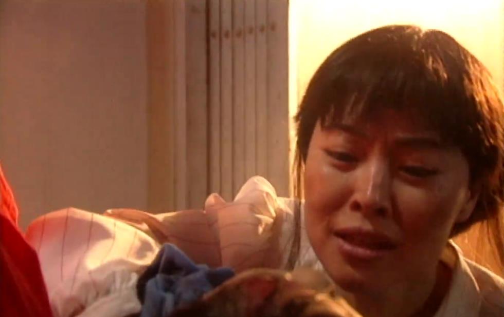 吴昕|《火玫瑰》：海潮人生的悲剧，源自“父母皆祸害”