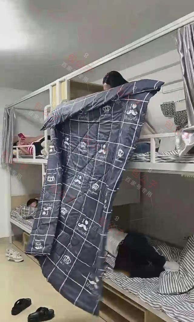 招聘|广东：公司变“集体宿舍”，男女混住引尴尬，女同事害羞加厚帘子