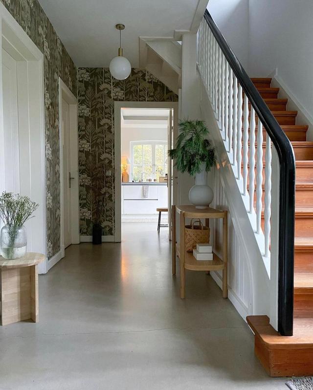 一个像童话一样温暖的家，整个空间布置精致柔和，由内而外都喜欢