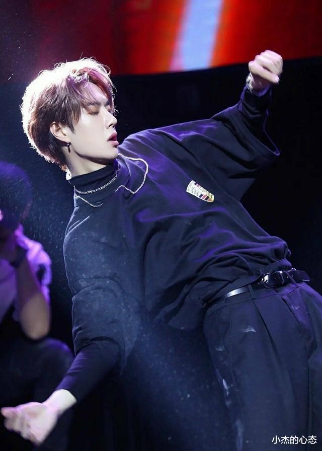 王一博|顶级流量“王一博”养成记,看娱乐圈的爱豆晋级之路