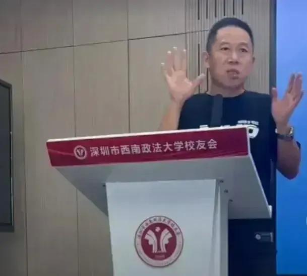 美丽|孙悦带着孙卓到处游玩，孙辉还在夏令营，孙海洋在家专心研究包子