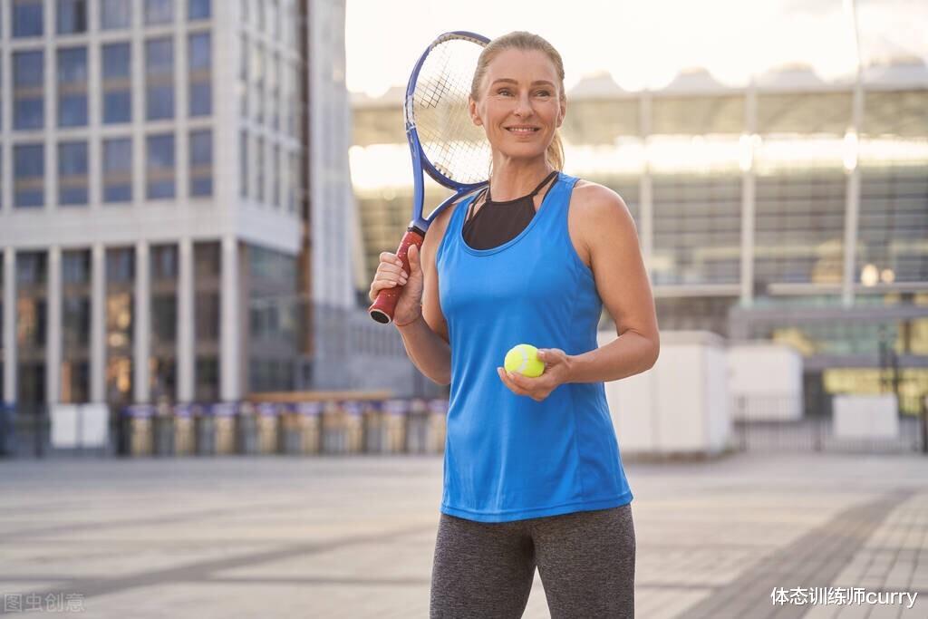 衰老|如何避免中年发福，让自己一直保持好身材？这几个动作坚持做