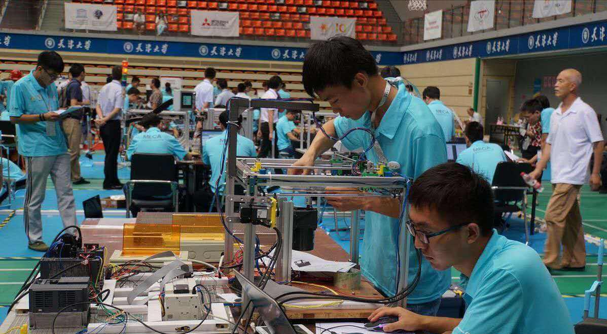 制造业|月薪一万多，招不来机械专业的毕业生，曹德旺预言真的来了