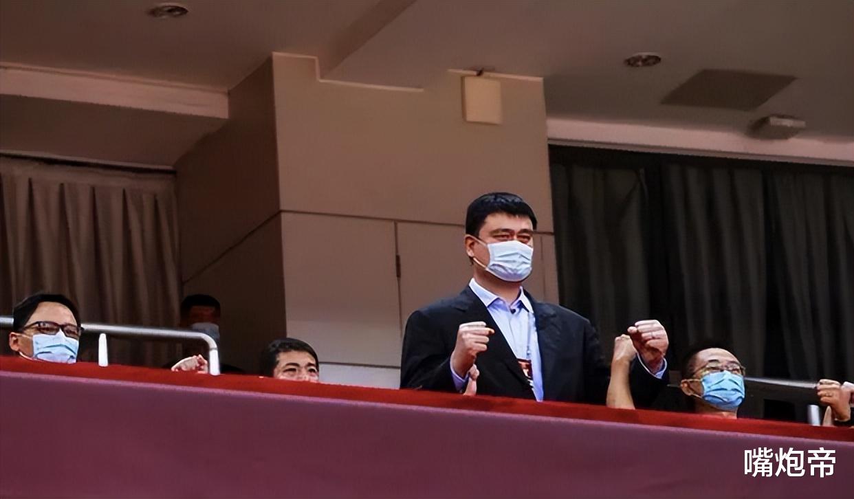 曼联|辽宁大海报宣战广厦！霸气回击伤病论，一点让质疑冠军含金量的闭嘴