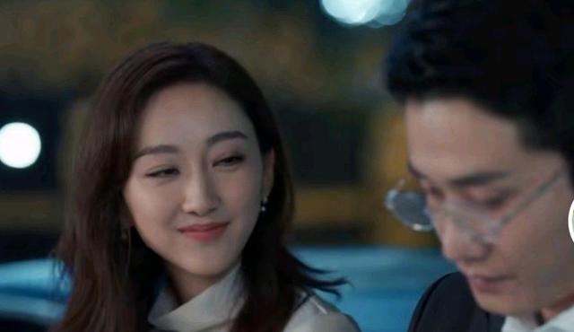 何炅|难产、出轨、产后抑郁,热播剧《婚姻的两种猜想》,真敢播!