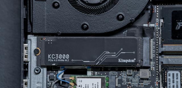 小米科技|机械革命蛟龙16：AMD锐龙76800H+140WRTX3060硬核游戏本