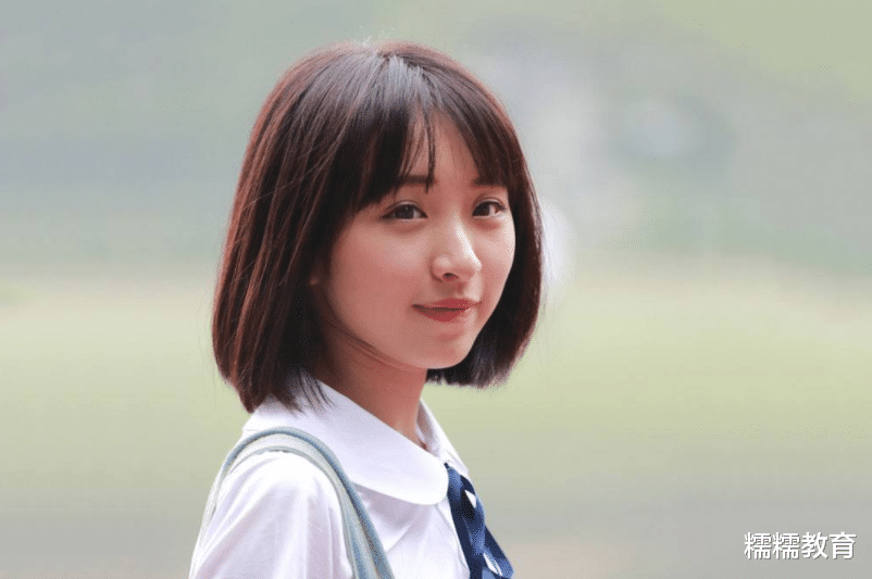 发型 上学时的“不良发型”，每一款都是“妈见打”，当时却浑然不觉