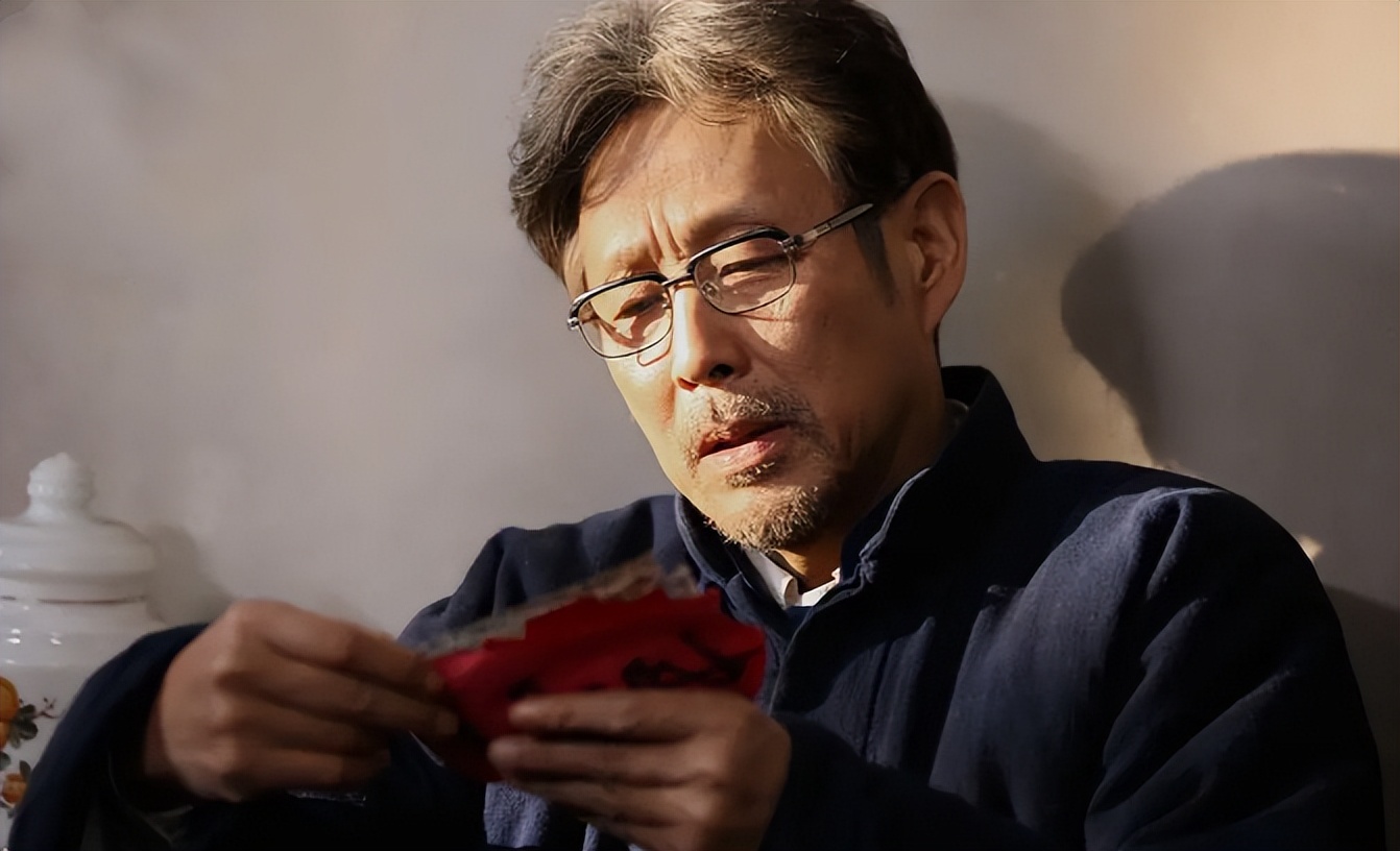 张艺谋|张艺谋新剧《第一枪》筹拍,争角大战一触即发,四位男神呼声高