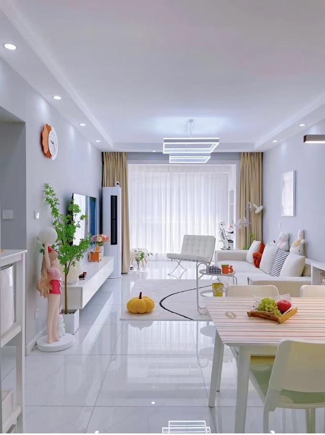 辽宁夫妻家中的高级场面:仅凭一个客厅就圈粉无数,家居氛围超赞