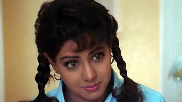 电影|印度国宝级女星：4岁出道，54岁离奇死亡，凭什么能享受国葬？