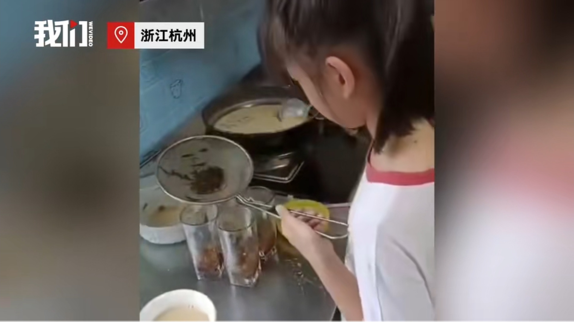 浙江9岁女儿暑假主动承担家人一日三餐，平时总喜欢看美食节目