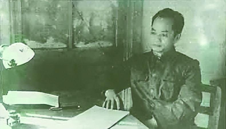 1967年《红岩》作者罗广斌,被人推下楼摔死,14年后真相才被解开