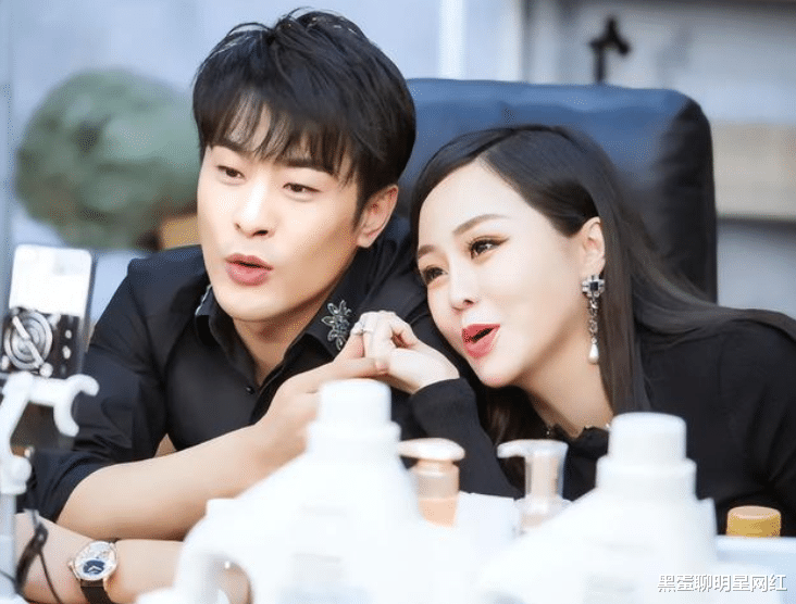 初瑞雪|初瑞雪为什么不陪辛巴直播？本人解释：他在公司很严肃，接受不了