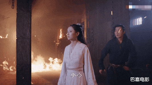 李易峰|2022首个古装剧,李易峰现失明演技,磨皮磨到嘴都没了,差评退货