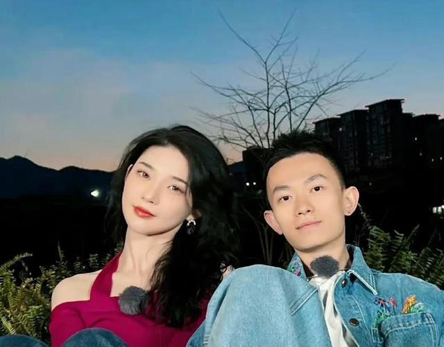 沈钰莹|CU和女五出游被拍,二人关系引发热议,女方淡定回应他们只是朋友