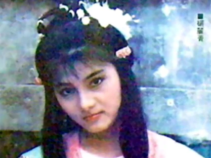 杨丽菁|被打得好惨！出轨、家暴、控制狂，被嘲僵尸脸的她怎么总遇“恐怖情人”？