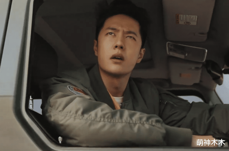 王一博|王一博新片意外关联李易峰嫖娼视频,粉丝主动传播,涉嫌违法