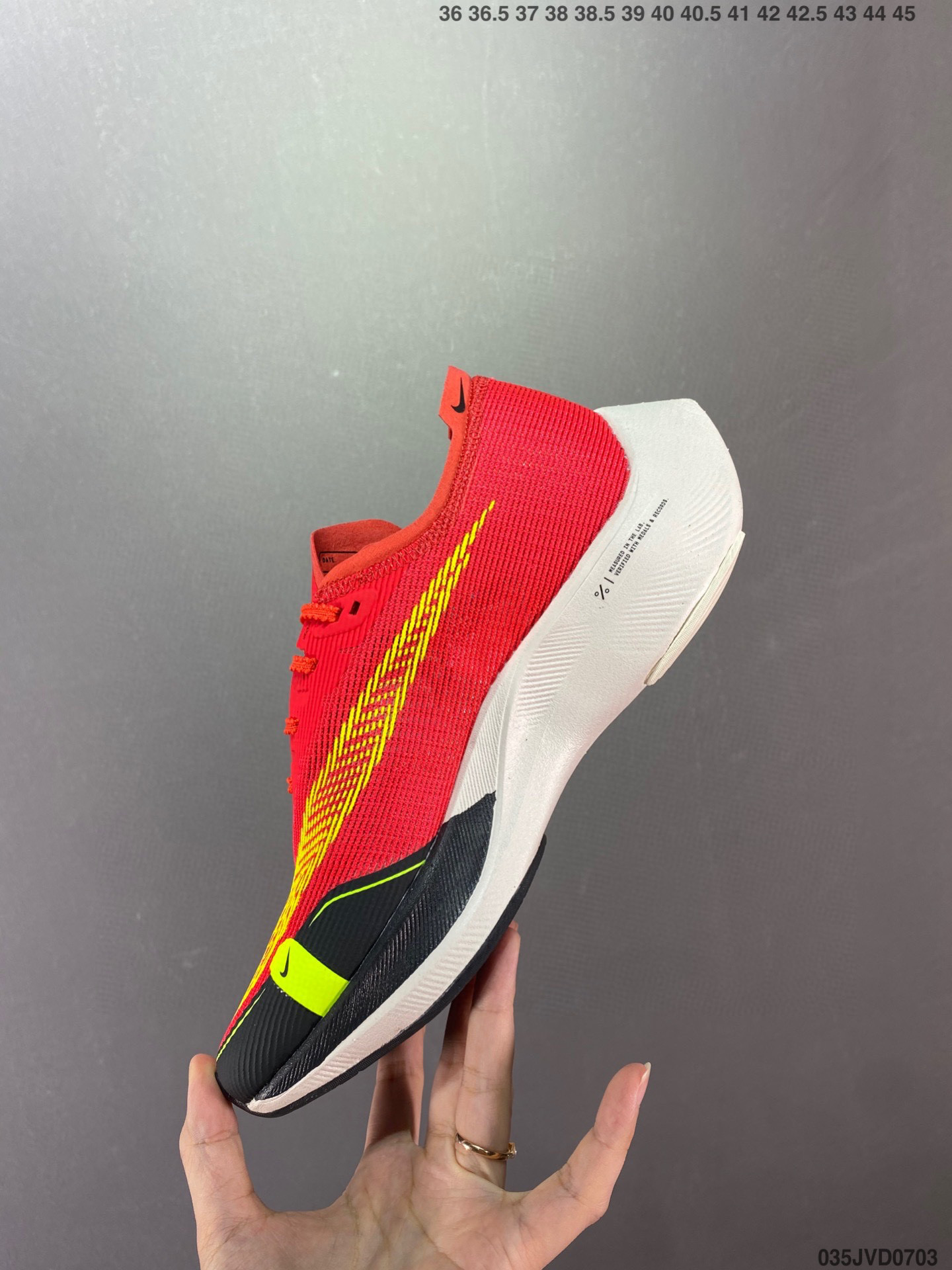 NK ZoomX Vaporfly NEXT% 2最强跑鞋
