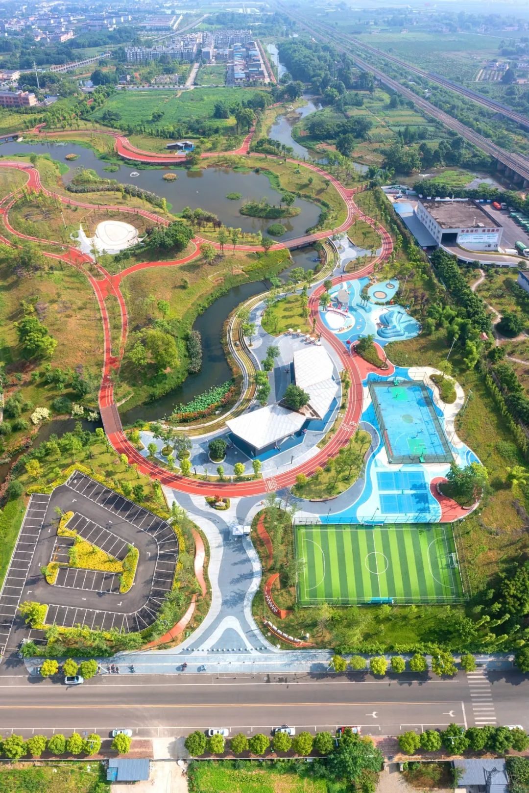 西双版纳|彭山，一座自带“仙气”的宜居之城！