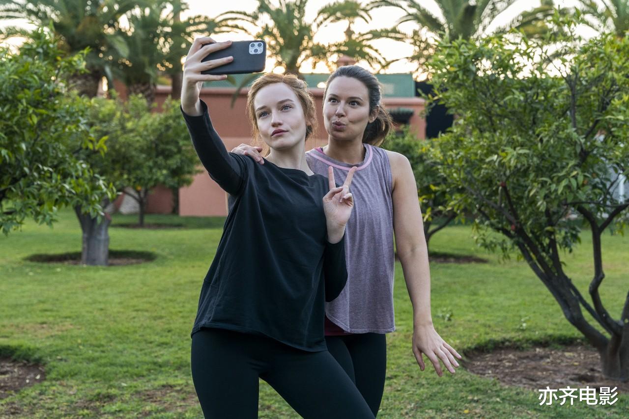 虚构安娜|真事改编美剧《虚构安娜》：揭秘安娜·德尔维伪装成富二代诈骗精英