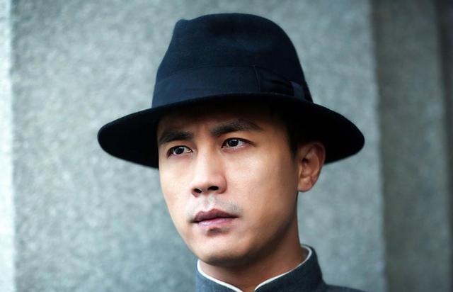 秦岚|首播热度非凡，连追四集不过瘾，六位实力派戏骨坐镇，有爆款潜质