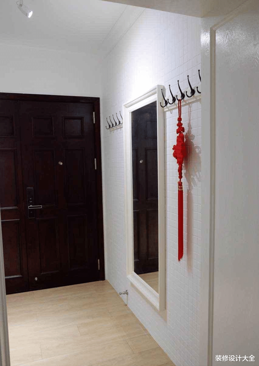 表妹婚房刚装修好,带我去参观,看到卫生间瞬间就邪恶了!