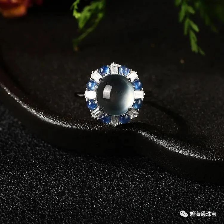 翡翠|项京讲堂-“光身素面”翡翠