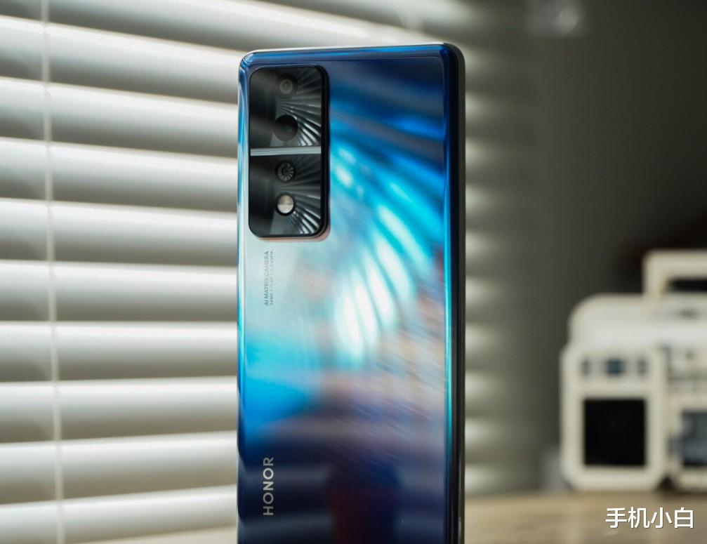 高通骁龙|过去的2022年:“备受好评”的4款手机,口碑很高各方面均完美