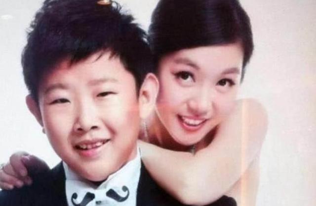 侯祥|演员侯祥：9岁停止发育，30岁还演小孩子，与妻子同框似母子