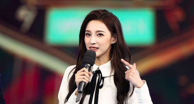 马凡舒|春晚颜值担当马凡舒火了，“泳裤扣子、知三当三”的黑历史被扒