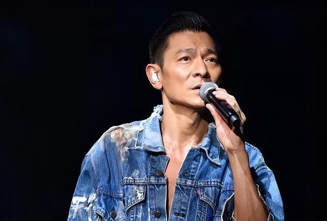 刘德华|粉丝一封信刘德华就把演唱会开到三线城市!吴君如:太能保持得住