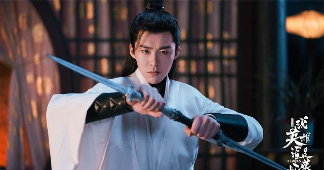 迪丽热巴|《驭鲛记》后迪丽热巴又一新剧将袭!首次搭档龚俊,导演履历亮眼