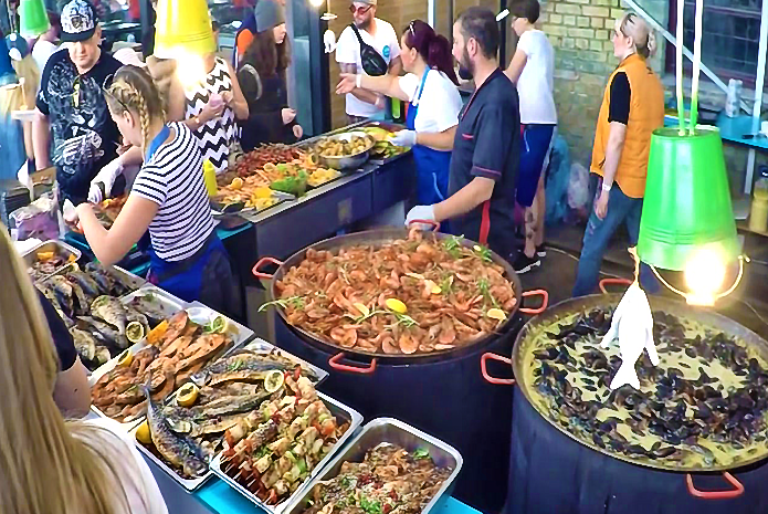 |基辅在旅游领域出众，很多人会到基辅来参观