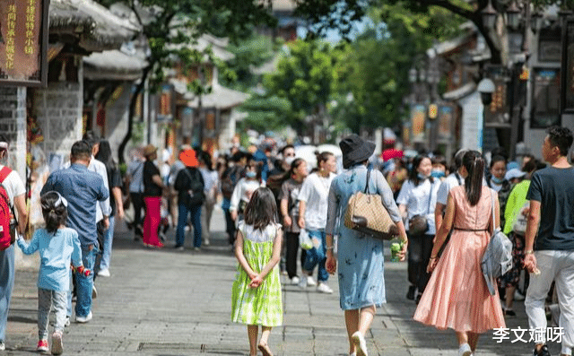 昆明|中国最宜避暑的6个城市，南方和北方各有风景，究竟哪里更舒服？
